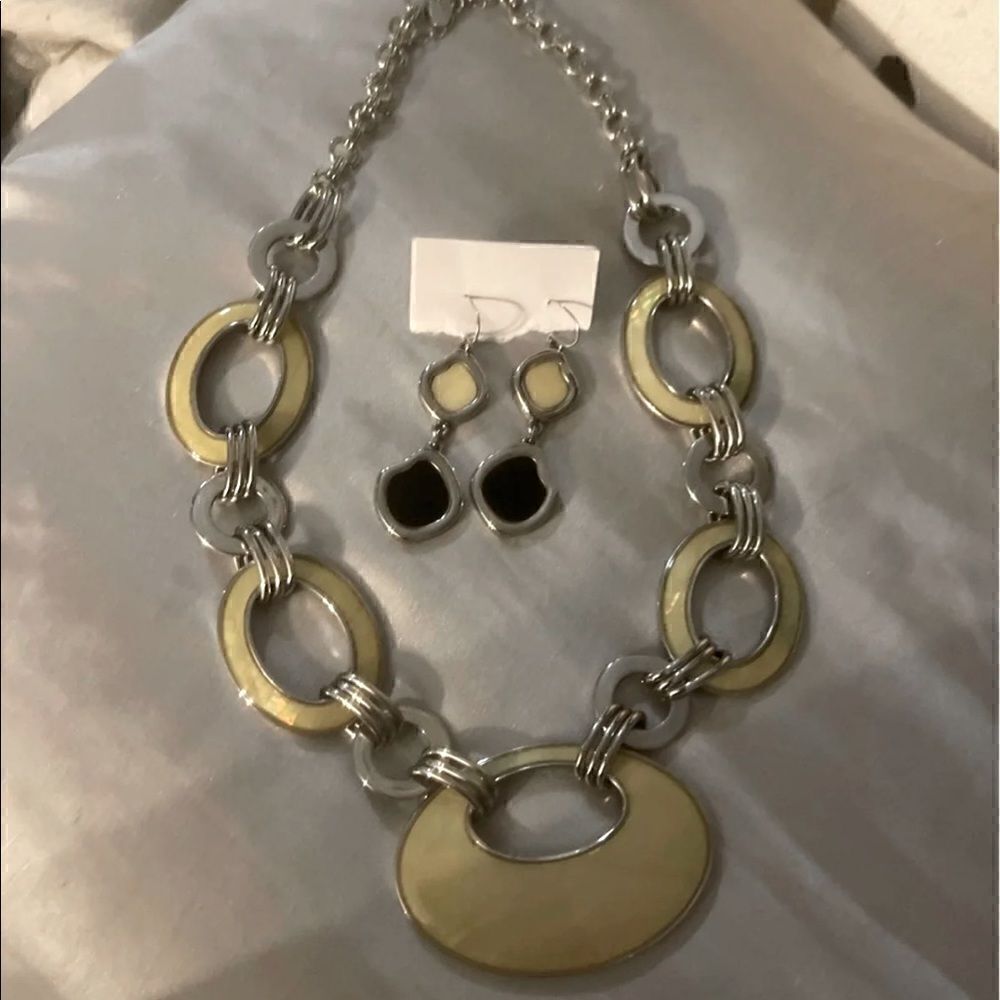 Lia Sophia yellow & silver chunky statement necklace & earrings set choker